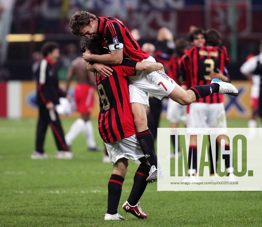 Andriy Shevchenko ((re.) und Gennaro Gattuso (beide Milan) - Schlußjubel - Fußball EC 1 Herren Champions League 2005 2006, AC Mailand Gruppe Mailand Freude, Begeisterung,