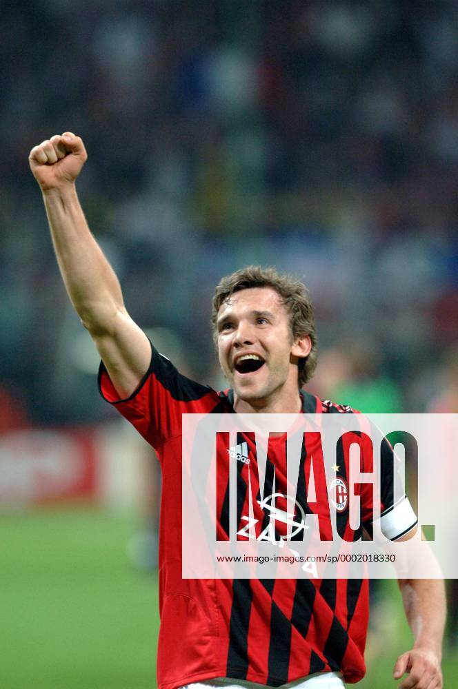 Andriy Shevchenko (Milan) - Schlussjubel Fußball EC 1 Herren Champions League 2005 2006, AC Mailand Einzelbild Mailand Freude, Begeisterung,