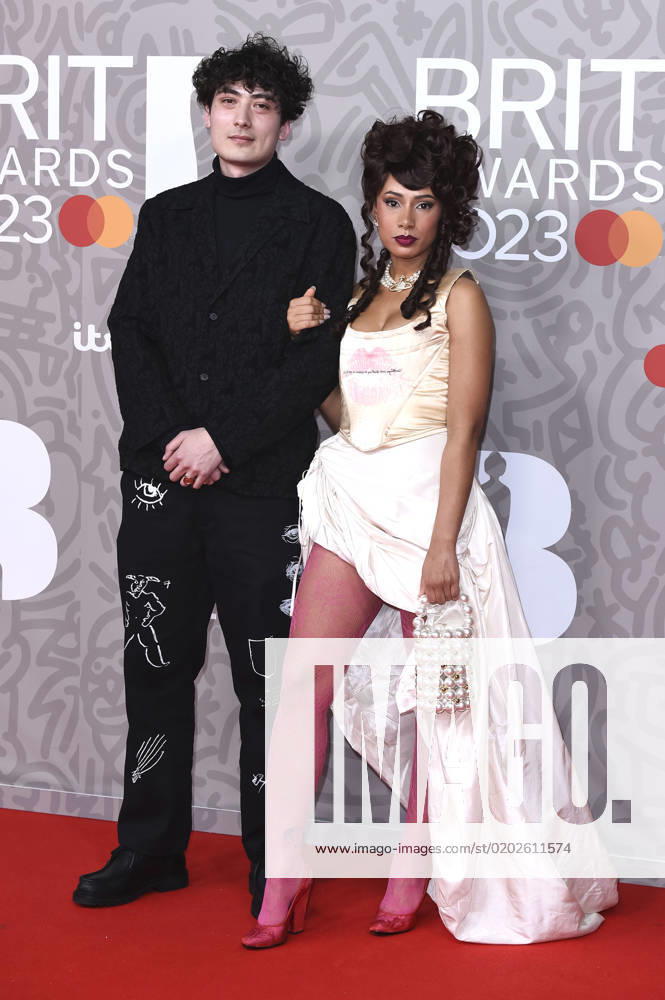 Interplanetary Criminal and Eliza Rose at the 43 BRIT Awards 2023 ceremony at the O2 Arena London, 11 02 2023. Foto:xS.xFuturexImage
