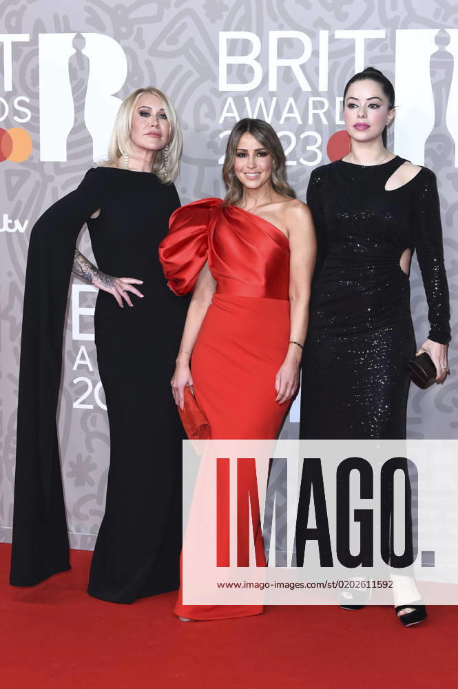 Jo O Meara, Rachel Stevens and Tina Barrett at the 43 BRIT Awards 2023 ceremony at the O2 Arena London, 11 02 2023. Foto:xS.xFuturexImage