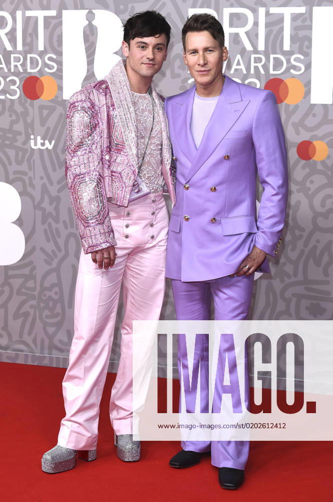 Tom Daly with husband Dustin Lance Black at the 43 BRIT Awards 2023 ceremony at the O2 Arena London, 11 02 2023. Foto:xS.xFuturexImage