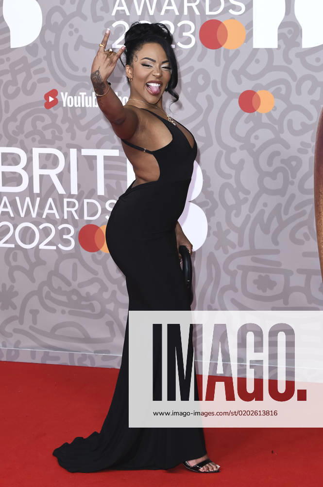 Ash Holme at the 43 BRIT Awards 2023 ceremony at the O2 Arena London, 11 02 2023 Foto:xS.xFuturexImage