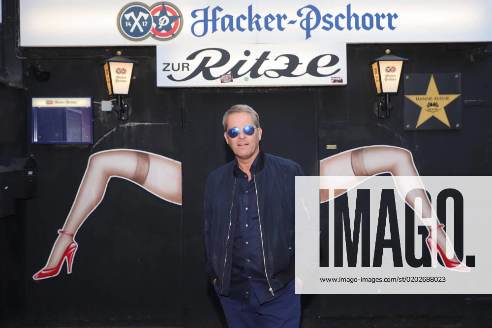 THE INTERVIEW LUNCH Hinnerk Baumgarten, photo session as part of the reportage series THE INTERVIEW LUNCH, Ritze Hamburg