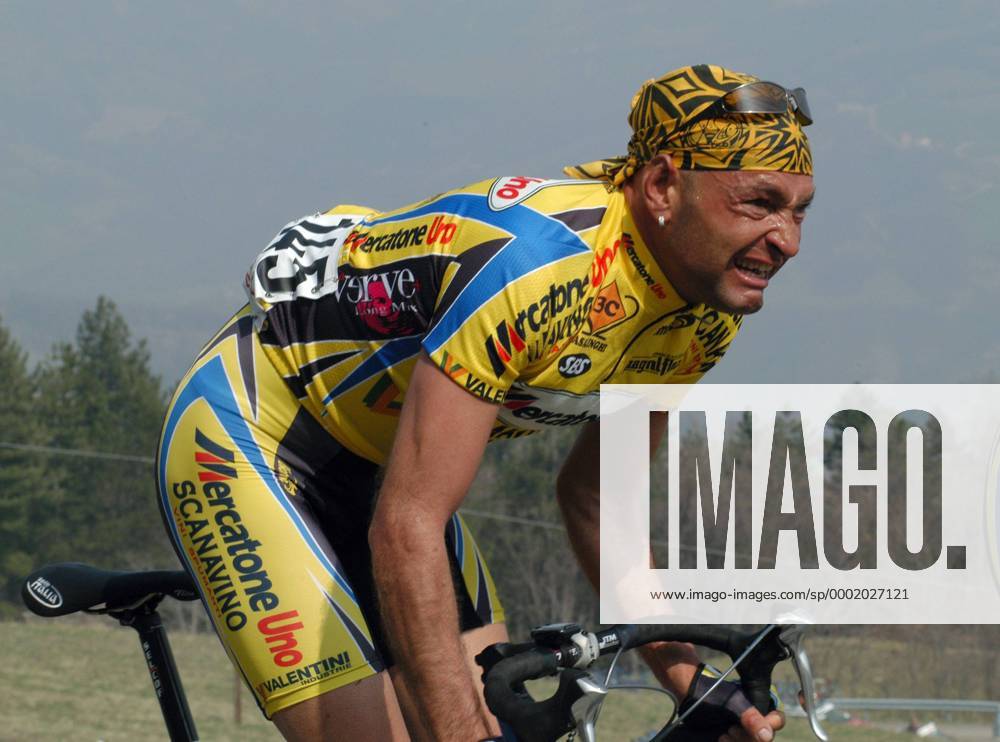 Marco Pantani (Italien Mercatone Uno) - Radsport Herren Settimana Ciclistica Internazionale Coppi e Bartali 2003, Straßenradsport, Straße, Rad, Vdig Einzelbild 2. Etappe: Riccione - Faenza Anstrengung,