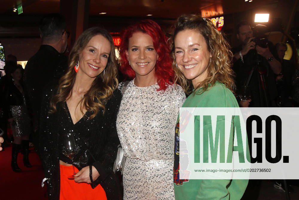 Anika Eggert, Dana Diekmeier and Rhea Harder at the HOBÂ S Hut of Burger Opening Party on 15 02 2023 in Hamburg Hob s Hut of Burger Opening Party in Hamburg