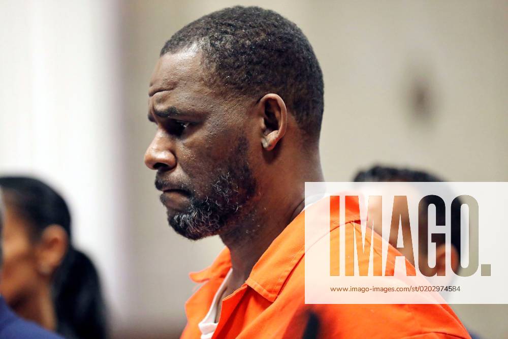 In this photo from Sept. 17, 2019, R. Kelly appears during a hearing at the Leighton Criminal Courthouse in Chicago. - ZUMAm67_ 20230210_zaf_m67_034