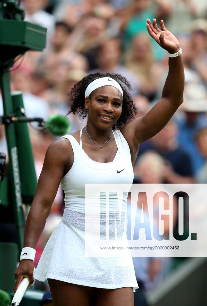 (150702) -- LONDON, Serena Williams of the United States waves to audience after beating Timea Babos of Hungary during the women s singles second round match at 2015 Wimbledon Tennis Championships in London, Britain, July 1, 2015. Williams won 2-0. ) (SP)BRITAIN-LONDON-TENNIS-WIMBLEDON CHAMPIONSHIPS HanxYan