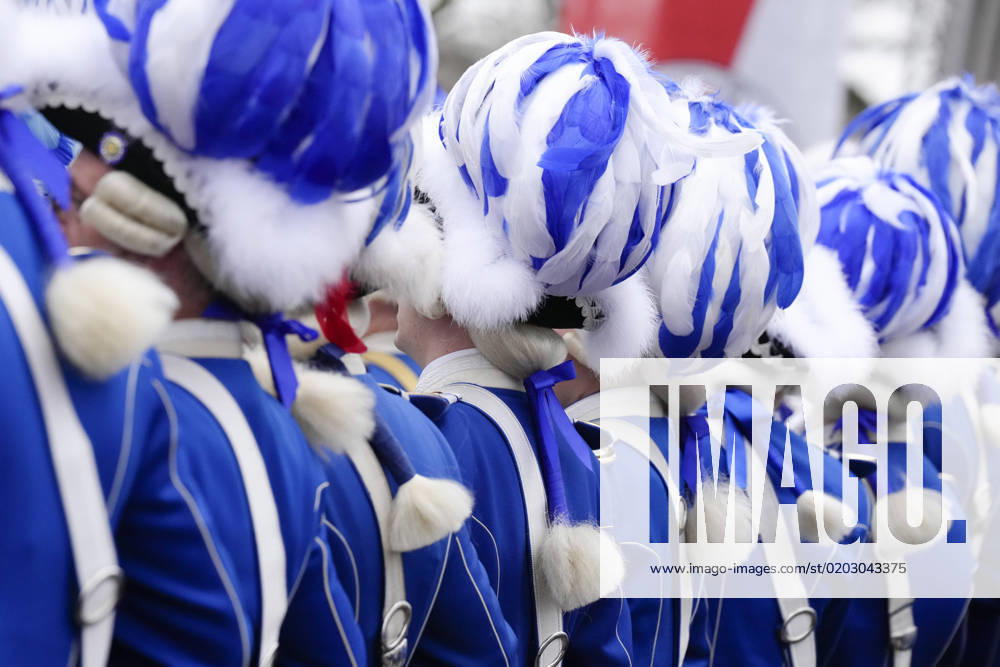 Cologne Carnival, Traditional Funkenbiwak of the Red Sparks on the Neumarkt The tradition corps of the Blue Sparks is a traditional guest at the Funkenbiwak 2023 on the Neumarkt in Cologne North Rhine Westphalia Germany