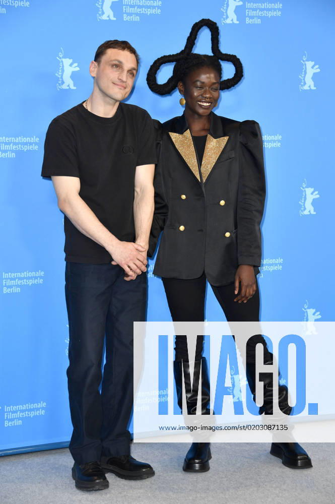 Franz Rogowski and Laetitia Ky at the photocall for the feature film Disco Boy at the Berlinale 2023 73 Berlin International Film Festival at the Hotel Grand Hyatt Berlin, 19 02 202 Foto:xN.xKubelkax xFuturexImage