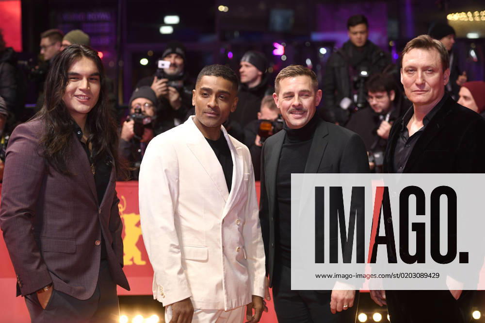 Joshua Odjick, Alexander Karim, Klaas Heufer Umlauf and Oliver Masucci at the Red Carpet Photocall for the ZDF miniseries Der Schwarm at the Berlinale 2023 73 Berlin International Film Festival in front of the Berlinale Palast Berlin, 19 02 2023 Foto:xC.xNiehausx xFuturexImage