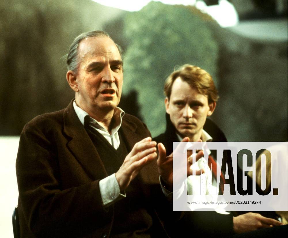 SCANPIX SWEDEN, 1983 Ingmar Bergman, and the Swedish actor Stellan Skarsgard The internationally renowned film and theatre director Ingmar Bergman is celebrating his 85 birthday July 14, 2003 Photo Stefan Lindblom SCANPIX Code 20360 xx