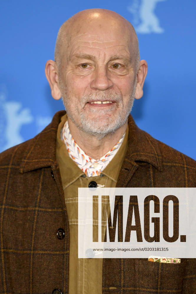 John Malkovich at the photocall for the feature film Seneca On the Creation of Earthquakes at the Berlinale 2023 73 Berlin International Film Festival at the Hotel Grand Hyatt Berlin, 20 02 2023. Foto:xC.xNiehausx xFuturexImage