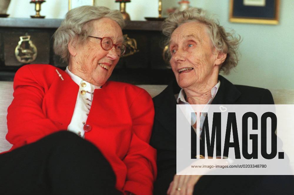 The world-famous childrens author Astrid Lindgren, 89, has been awarded the Torgny Segerstedt Freedom Pen 1997 The Freedom Pen is awarded by the Torgny Segerstedt Memorial Foundation to a publisher or author who has worked in the spirit of the author In the picture Astrid Lindgren is seen with Torgny Segers
