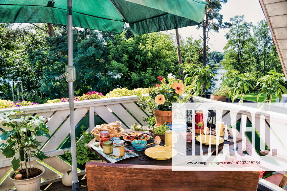 Idyll with breakfast on the balcony idyll with breakfast on the balcony
