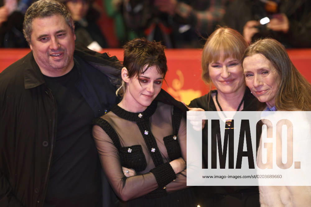 Radu Jude, Kristen Stewart, Valeska Grisebach and Mariette Rissenbeek at the Closing Ceremony with Award Ceremony at the Berlinale 2023 73 Berlin International Film Festival at the Berlinale Palast Berlin, 25 02 2023 Foto:xC.xNiehausx xFuturexImage