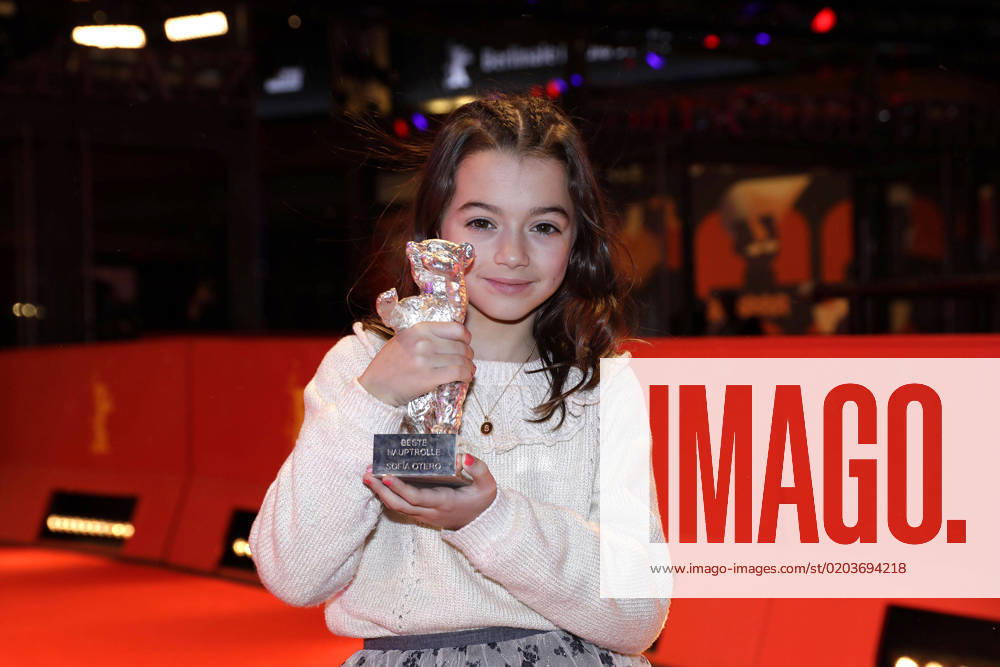Sofia Otero, the young actress from Spain and Baer winner at the photo call at the Berlinale Palast of the International Film Festival Berlinale on 25 02 2023 in Berlin Berlinale 2023 Winner Photo Call