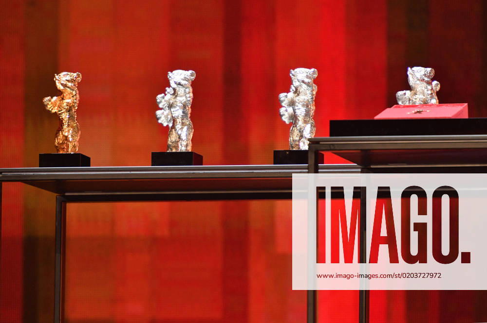 Berlinale Bears at the Closing Ceremony with Award Ceremony at the Berlinale 2023 73 Berlin International Film Festival at the Berlinale Palast Berlin, 25 02 2023 Foto:xN.xKubelkax xFuturexImage