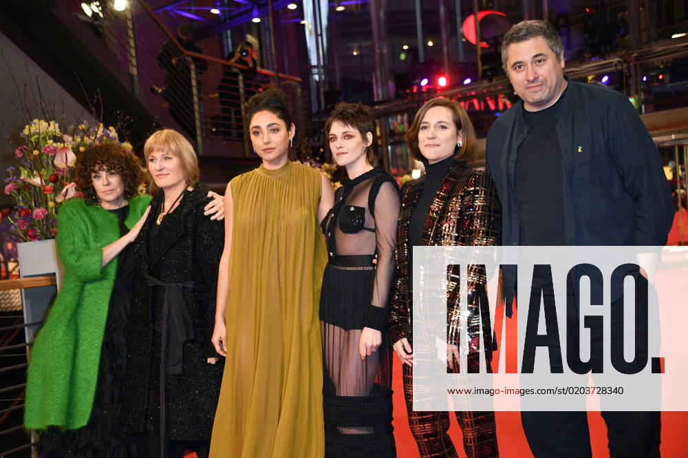 Francine Maisler, Valeska Grisebach, Golshifteh Farahani, Kristen Stewart, Carla Simon and Radu Jude at the Closing Ceremony with Award Ceremony at the Berlinale 2023 73 Berlin International Film Festival at the Berlinale Palast Berlin, 25 02 2023 Foto:xN.xKubelkax xFuturexImage