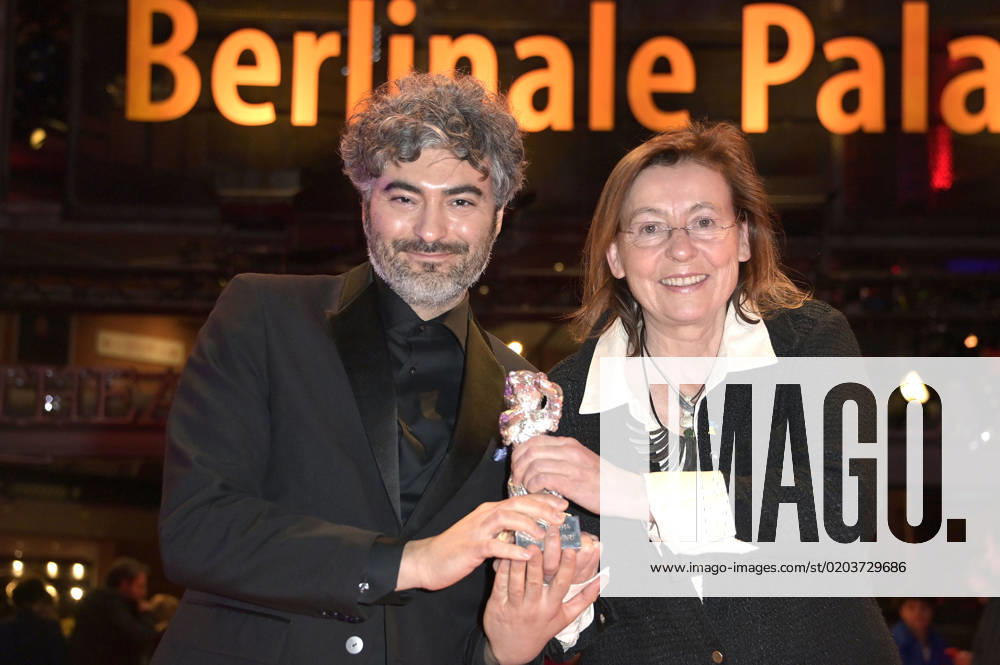 Giacomo Abbruzzese and Helene Louvart with the Silver Bear for Outstanding Artistic Achievement for Cinematography for Disco Boy at the Closing Ceremony with Award Ceremony at the Berlinale 2023 73 Berlin International Film Festival at the Berlinale Palast Berlin, 25 02 2023. Foto:xF.xFuturexImage