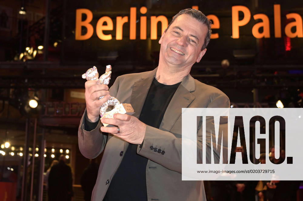 Christian Petzold with the Silver Bear Grand Jury Prize for Red Sky at the Closing Ceremony with Award Ceremony at the Berlinale 2023 73 Berlin International Film Festival at the Berlinale Palast Berlin, 25 02 2023 Foto:xF.xFuturexImage