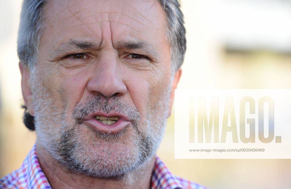 Mamic brothers made a statement for media 15.07.2015., Croatia, Zagreb - Brothers Zoran and Zdravko Mamic leaving Remetinec prison after they have paid a total of 11 million kunas (7 Zdravko and Zoran 4) bail. Zdravko Mamic, the chairman of Dinamo Zagreb, and his brother Zoran, the club s coach, were arrested on suspicion of embezzlement and tax evasion, and they were accused of taking a cut of the sales of Dinamo Zagreb players. Zdravko Mamic gave a statement to the media. MarkoxLukunic PIXSELL