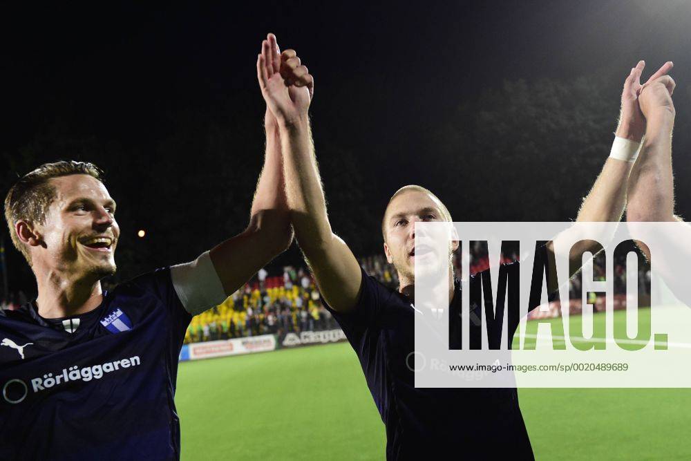 Vilnius, Litauen - 150721 Malmö FFs Markus Rosenberg and Anton Tinnerholm - - Zalgiris Vilnius VMFD vs Malmö FF - Champions League den 21 juli 2015 Vilnius. .Foto: LUDVIG THUNMAN BILDBYRAN kod LT 35107 News - July 21, 2015 - ZUMAb138