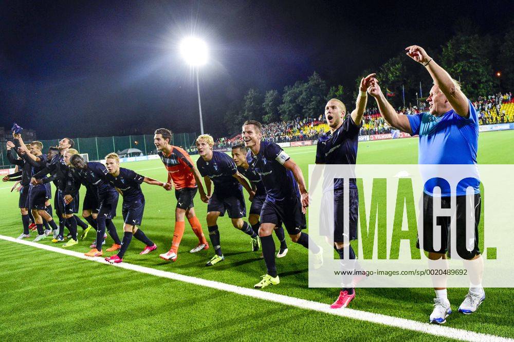 Vilnius, Litauen - 150721 Malmö FFs players - - Zalgiris Vilnius VMFD vs Malmö FF - Champions League den 21 juli 2015 Vilnius. .Foto: LUDVIG THUNMAN BILDBYRAN kod LT 35107 News - July 21, 2015 - ZUMAb138