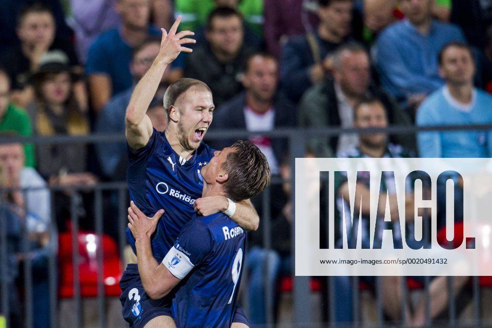Vilnius, Litauen - 150721 Malmö FFs Anton Tinnerholm Markus Rosenberg - fotbollsmatchen Zalgiris Vilnius VMFD and Malmö FF - Quali - Champions League den 21 juli 2015 i Vilnius. .Foto: LUDVIG THUNMAN BILDBYRAN kod LT 35107 News - July 21, 2015 - ZUMAb138