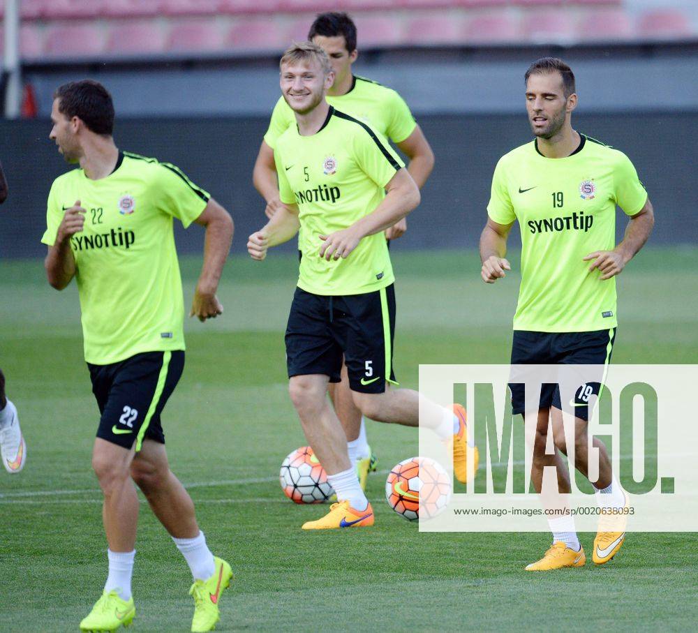 From left: soccer players Josef Husbauer, Jakub Brabec and Marco Paixao train prior to the third qualifying round of the Champions League return match between Sparta Prague and CSKA Moscow in Prague, Czech Republic, on Tuesday, August 4, 2015. (CTKxPhoto MichalxDolezal) CTKPhotoP201508040708601 dol 008