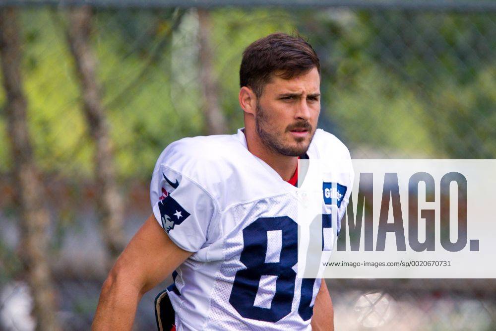 New England Patriots wide receiver Danny Amendola (80) takes the field during NFL American Football Herren USA training camp at Gillette Stadium. NFL 2015: Patriots Training Camp AUG 07 - ZUMAc04_