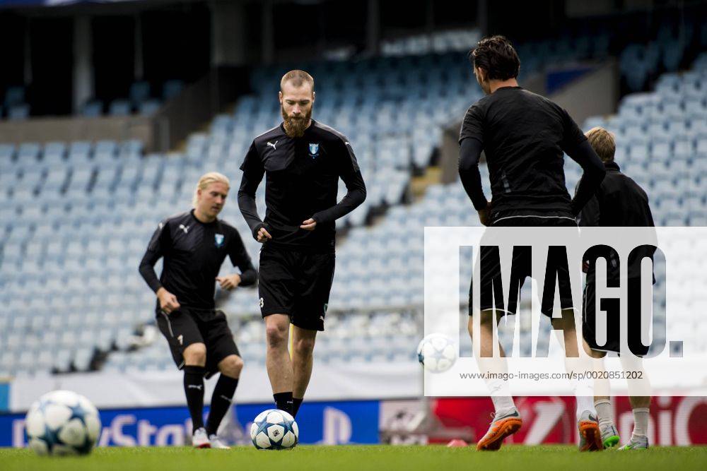 Aug. 24, 2015 - Malmö, Sverige - 150824 Malmö FFs Jo Inge Berget during practice session of Malmö FF for the Champions League Playoff match. - ZUMAb138