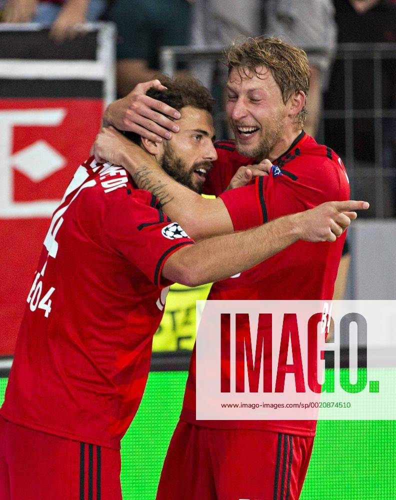 Leverkusen, 26.08.2015, BayArena Torjubel: Admir Mehmedi (Bayer), Stefan Kiessling (Bayer) Bayer Leverkusen - Lazio Rom mm