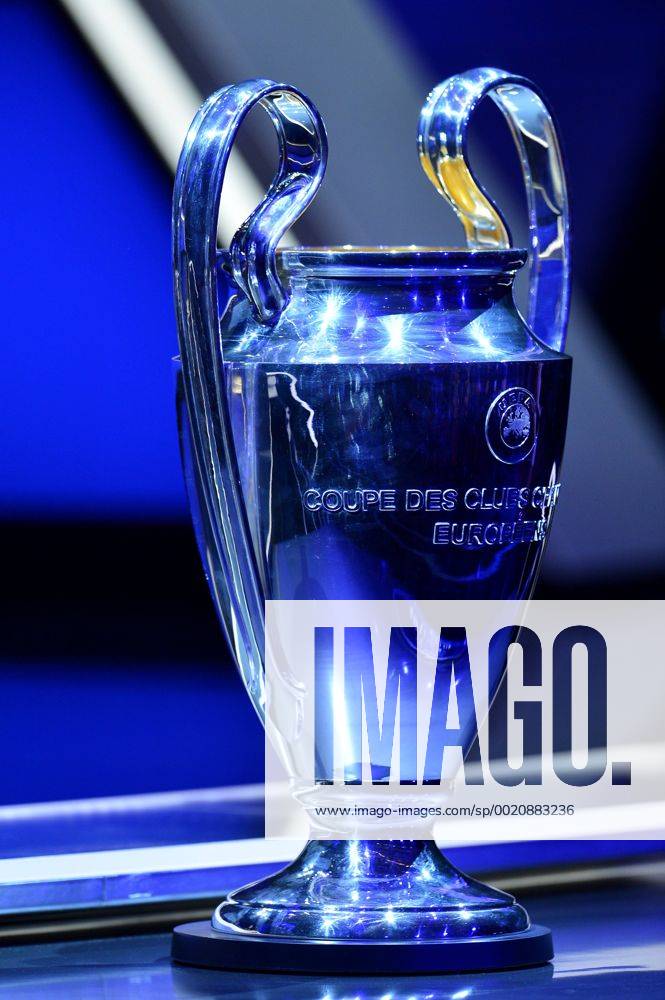 Aug. 27, 2015 - Monaco, Monaco - UEFA Champions League trophy 2015 - 16 at Grimaldi Forum. Soccer 2015 - UEFA Champions League 2015 - 16 Draw - ZUMAm119