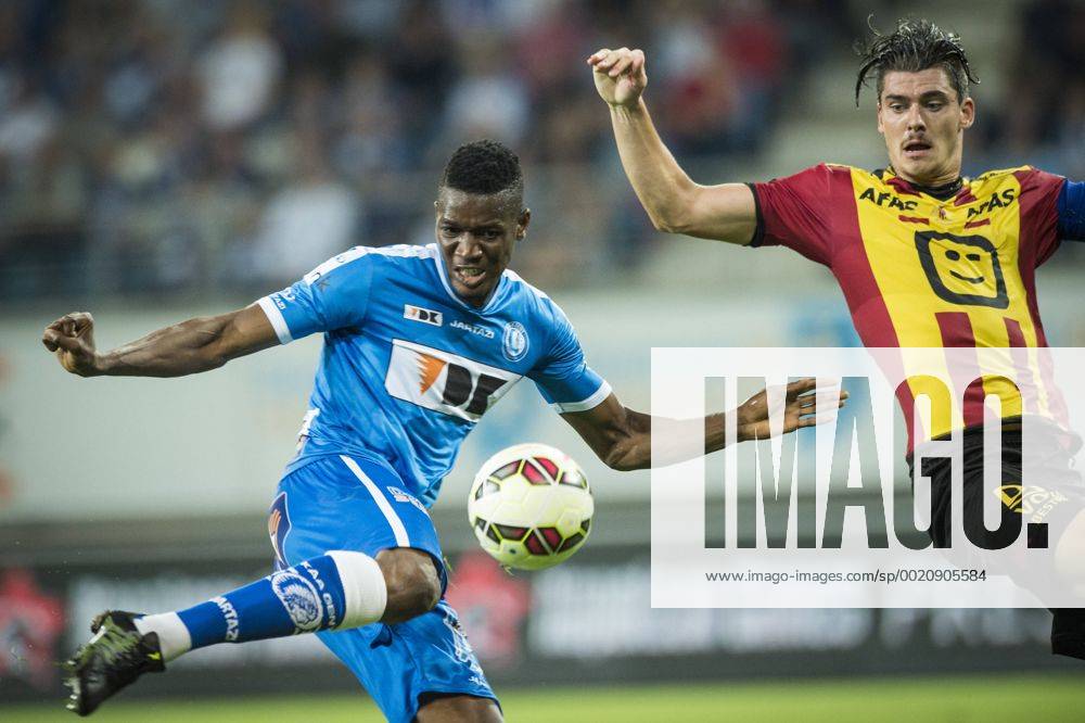 - GENT, BELGIUM: Gent s Kalifa Coulibaly and Mechelen s Seth De Witte fight for the ball during the Jupiler Pro League match between KAA Gent and KV Mechelen, in Gent, Saturday 29 August 2015, on day 06 of the Belgian soccer championship. JASPERxJACOBS x04689562x