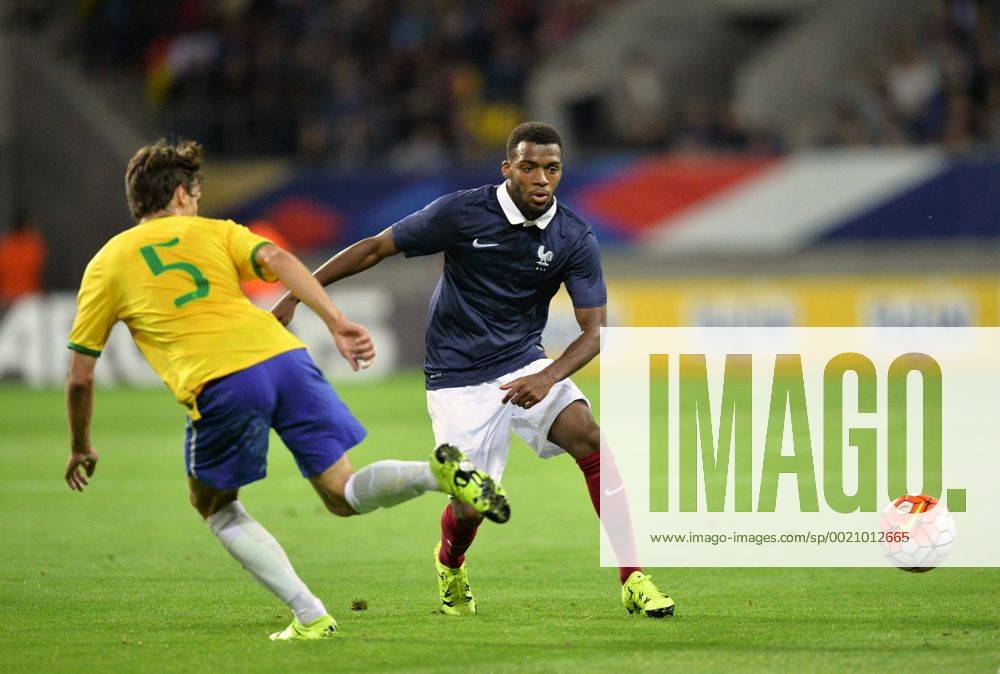 Thomas Lemar (fra) - Rodrigo Caio (bre) FOOTBALL : France vs Brasil - Football - firendly match - 08 09 2015 AnthonyBIBARD FEP Panoramic