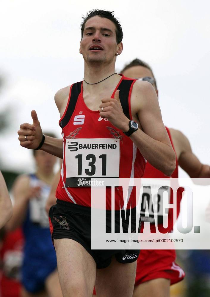Rene Herms (LG Asics Pirna Deutschland) Leichtathletik Herren Leichtathletikmeeting 2006, Meeting, Sportfest Einzelbild Zeulenroda Dynamik,