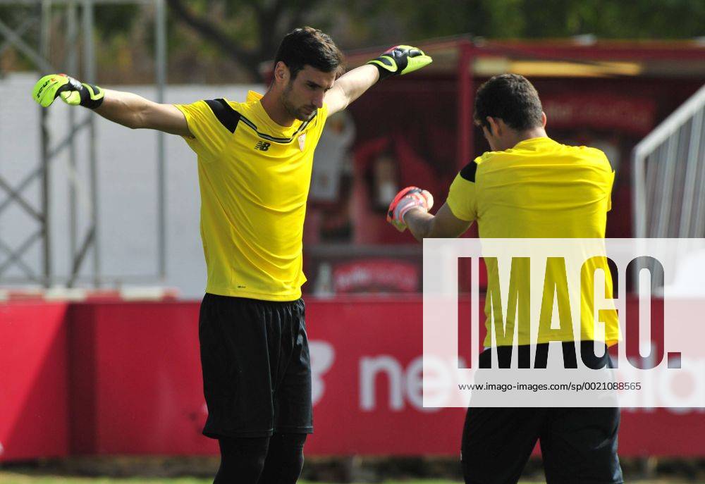 FC Sevilla training session. In this picture, Sergio Rico and David Soria. HURTADOx