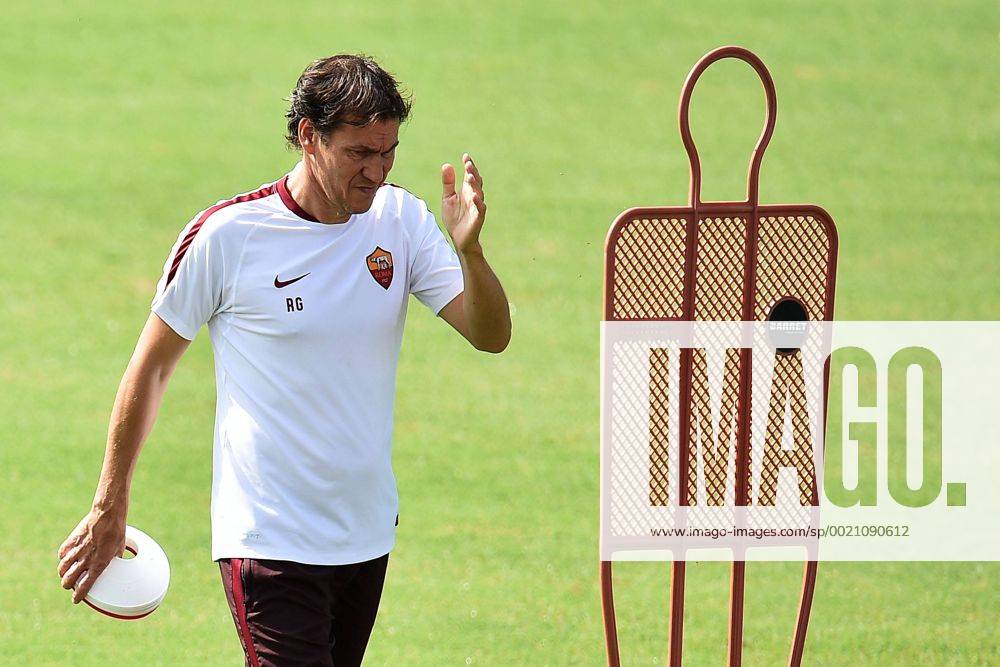 Rudi Garcia Football Champions League 2015 2016 AS Roma training andreaxstaccioli