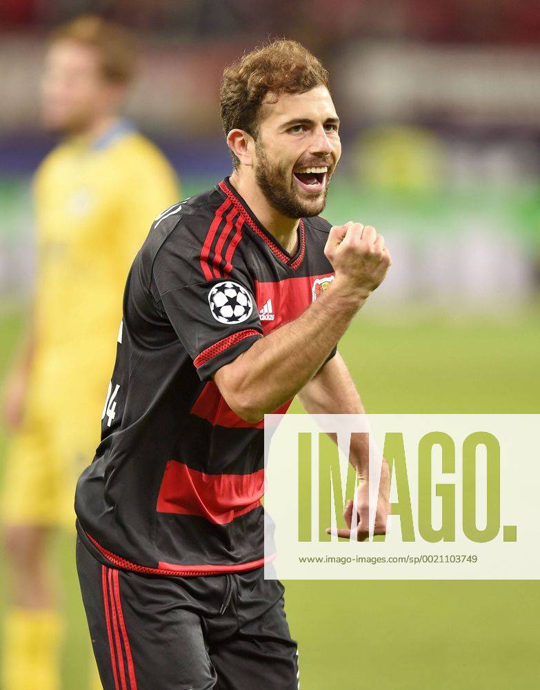 Fussball Championsleague 2015 2016, Vorrunde, 1.Spieltag, Bayer Leverkusen - BATE Baryssau, in der BayArena Leverkusen. Admir Mehmedi (Leverkusen) jubelt