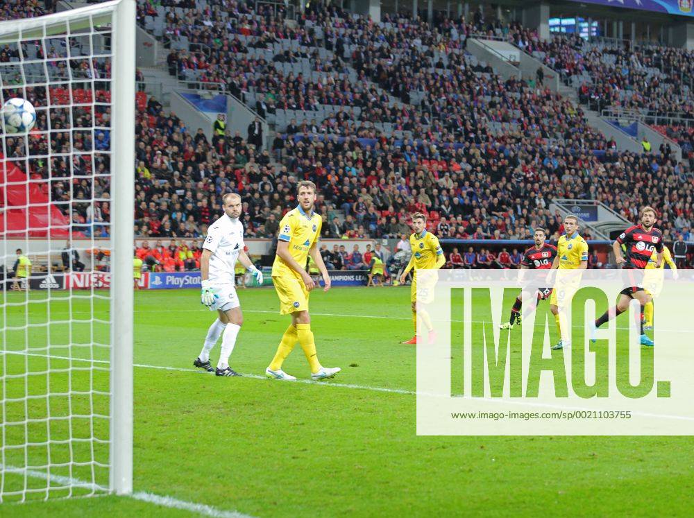 Admir MEHMEDI, Lev 14 Torschuss, schiesst das Tor zum 1-0 BAYER 04 LEVERKUSEN - FC BATE BORISOV , Fussball UEFA Champions League, Gruppenphase, Leverkusen, 16.09.2015 CL Saison 2015 2016,