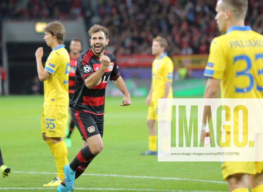 Admir MEHMEDI, Lev 14 Torschuss, schiesst das Tor zum 1-0 Torjubel, Jubel nach dem Tor BAYER 04 LEVERKUSEN - FC BATE BORISOV , Fussball UEFA Champions League, Gruppenphase, Leverkusen, 16.09.2015 CL Saison 2015 2016,