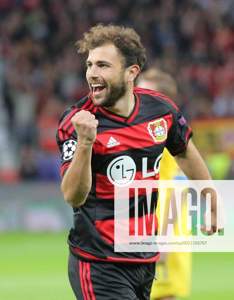 Admir MEHMEDI, Lev 14 Torschuss, schiesst das Tor zum 1-0 Torjubel, Jubel nach dem Tor BAYER 04 LEVERKUSEN - FC BATE BORISOV , Fussball UEFA Champions League, Gruppenphase, Leverkusen, 16.09.2015 CL Saison 2015 2016,