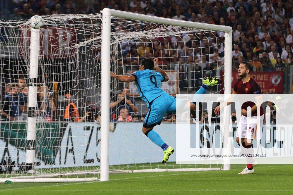 Luis Suarez Barcelona Goal Celebration Barcelona Roma 16-09-2015 Stadio Olimpico Football Calcio Champions League 2015 2016 Group Stage - Group, AS Roma vs. FC Barcelona lucaxpagliaricci