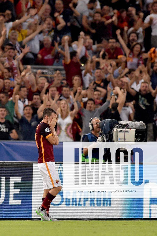 Sept. 16, 2015 - Rome, Itay - Alessandro Florenzi celebrates after scoring his team s first goal during the UEFA Champions League match between AS Roma and FC Barcelona Barca at Stadio Olimpico in Rome on September 16, 2015. AS Roma v FC Barcelona - UEFA Champions League - ZUMAn230