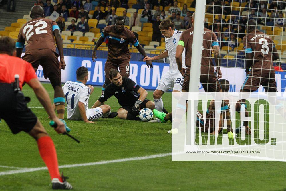 Sept. 16, 2015 - Kiev, Ukraine - Action during the UEFA Champions League Group G stage football match between FC Dynamo Kyiv and FC Porto at NSK Olimpiyskyi Stadium in Kyiv on September 16, 2015. Champions League: FC Dynamo Kyiv vs FC Porto - ZUMAn230