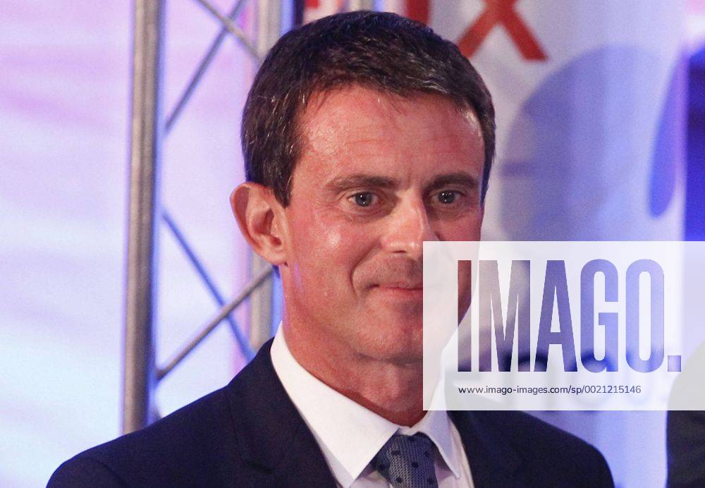 Aktuell Olympia 2024, Ausrichter-Kandidat Paris präsentiert Kampagne Manuel Valls ( Premier Ministre ) Paris bewirbt sich für die Olympischen Sommerspiele 2024 - CNOSF - 25 09 2015 GwendolineLeGoffx