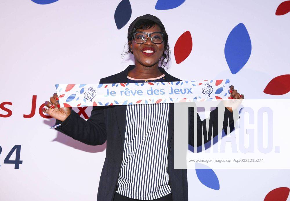 Aktuell Olympia 2024, Ausrichter-Kandidat Paris präsentiert Kampagne Claudi Tagbo Paris bewirbt sich für die Olympischen Sommerspiele 2024 - CNOSF - 25 09 2015 GwendolineLeGoffx