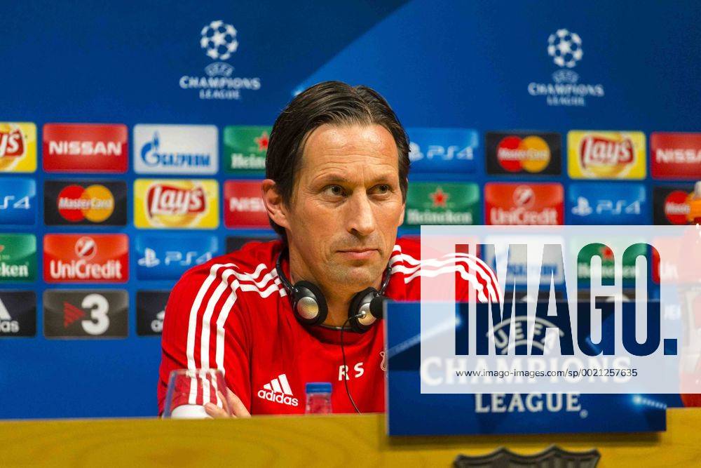 BARCELONA -september 28- SPAIN: Roger Schmidt during the press conference PK Pressekonferenz before the match against FC Barcelona Barca corresponding to the first match of the champions league s group, on september 28, 2015. (Photo: Mikel Trigueros Urbanandsport Cordon Press)