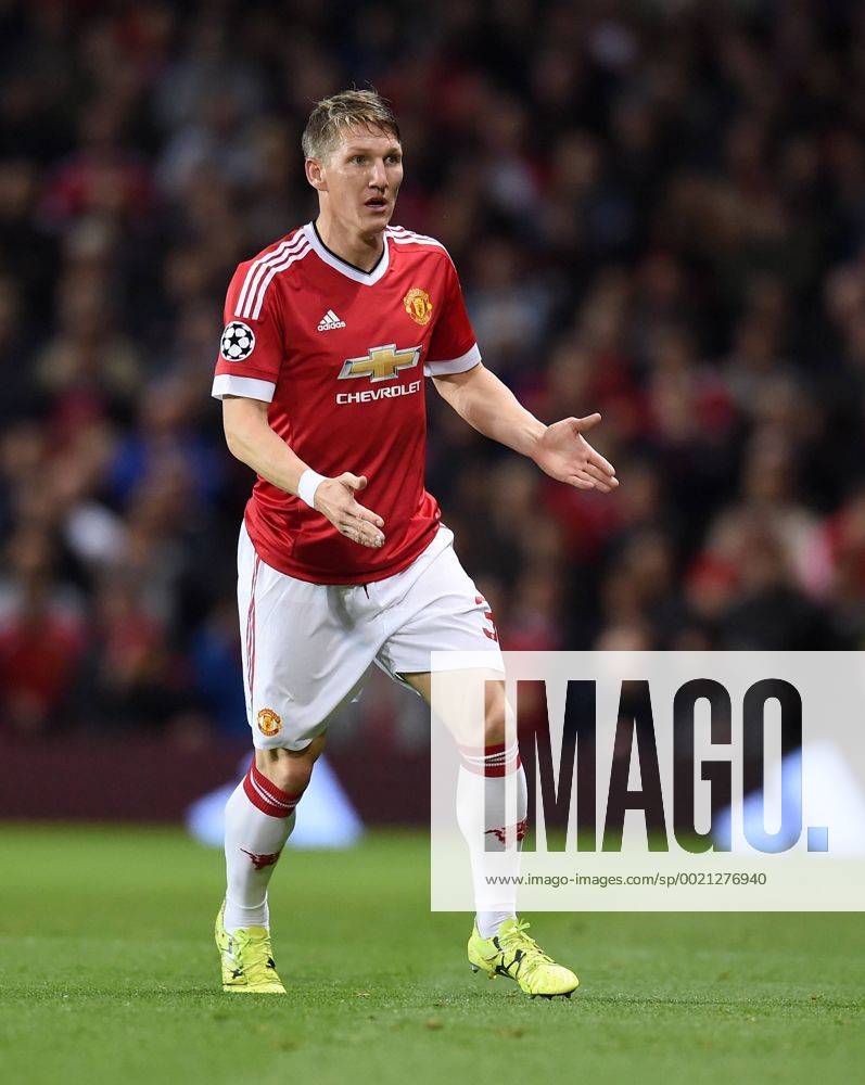 FUSSBALL CHAMPIONS LEAGUE SAISON 2015 2016 GRUPPENPHASE Manchester United ManU FC - VfL Wolfsburg 30.09.2015 Bastian Schweinsteiger (Manchester United FC)