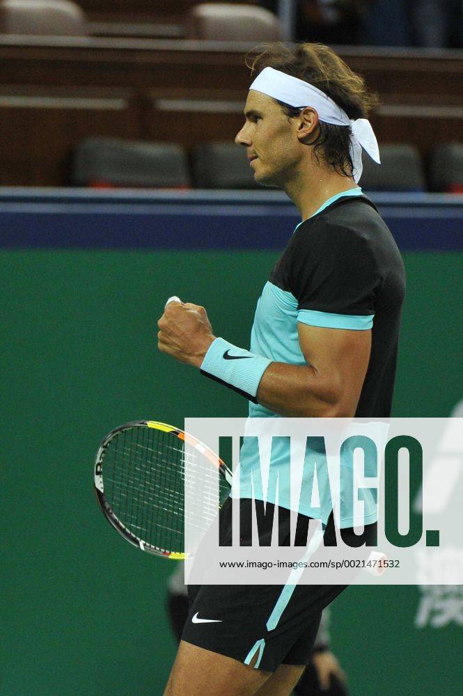 Rafael Nadal of Spain reacts after scoring against Stanislas Wawrinka of Switzerland in their quarter-final match of the men s singles during the 2015 Shanghai Rolex Masters tennis tournament in Shanghai, China, 16 October 2015. Rafael Nadal of Spain defeated Stanislas Wawrinka of Switzerland 2-0 (6-2 6-1) in their quarter-final match of the men s singles during the 2015 Shanghai Rolex Masters tennis tournament in Shanghai, China, 16 October 2015. Rafael Nadal ousts Stanislas Wawrinka to advance to semi-final at Shanghai Rolex Masters pbu346235_14